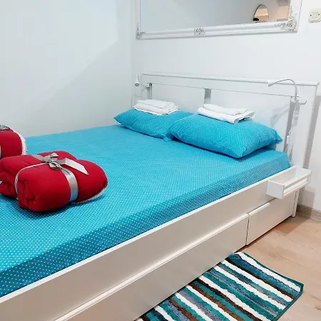 Sha La La - Charming, Unique In A Historic Building Next To A Castle, Wifi, Smart Tv, Washer-dryer