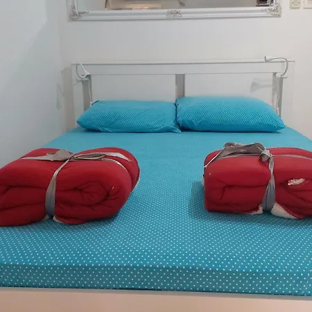 Sha La La - Charming, Unique In A Historic Building Next To A Castle, Wifi, Smart Tv, Washer-dryer Бакар