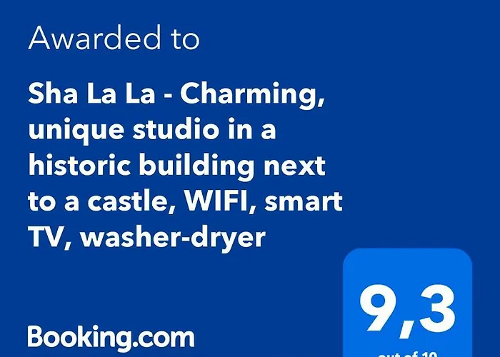 Διαμέρισμα Sha La La - Charming, Unique In A Historic Building Next To A Castle, Wifi, Smart Tv, Washer-dryer *